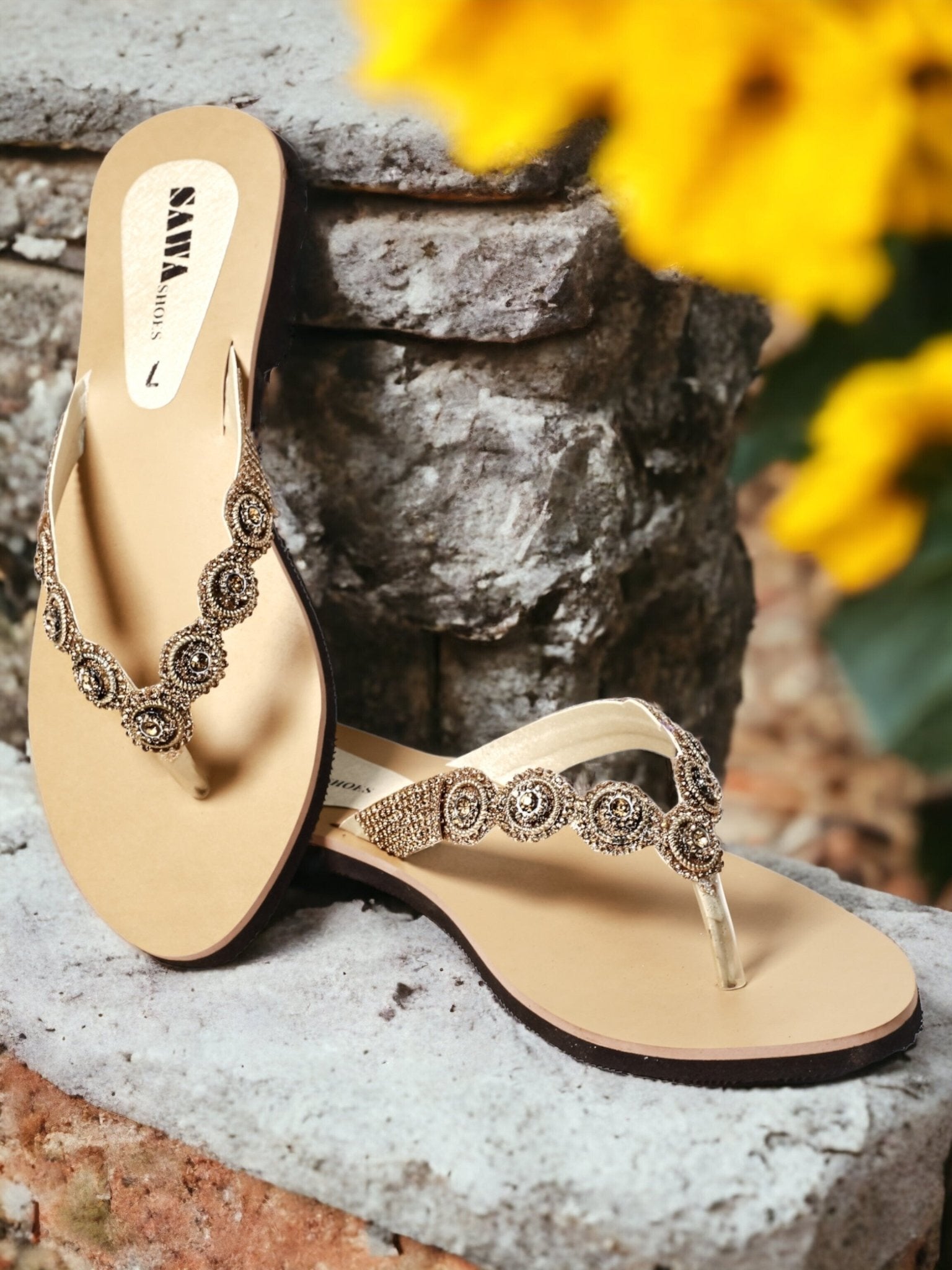 341 G - Sawa.pkWomen #footwear #shoes #affordable