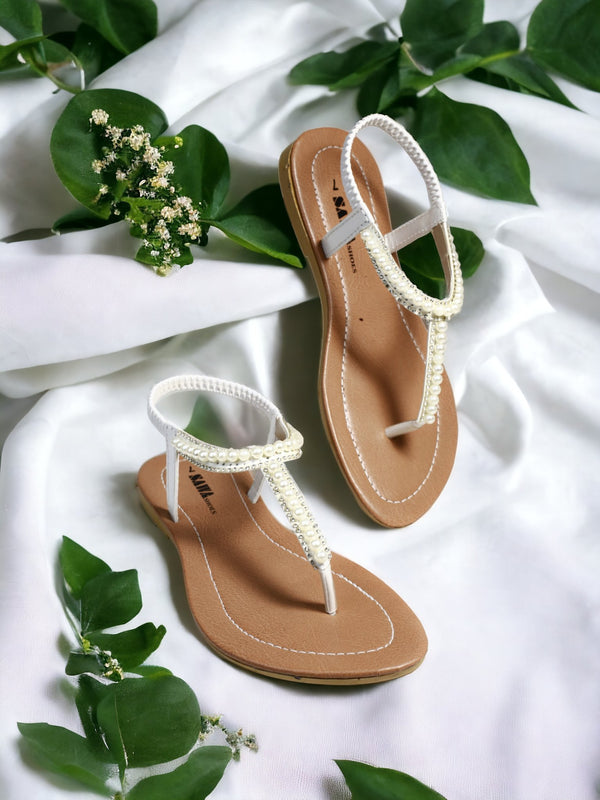 353 F - Sawa.pkWomen #footwear #shoes #affordable