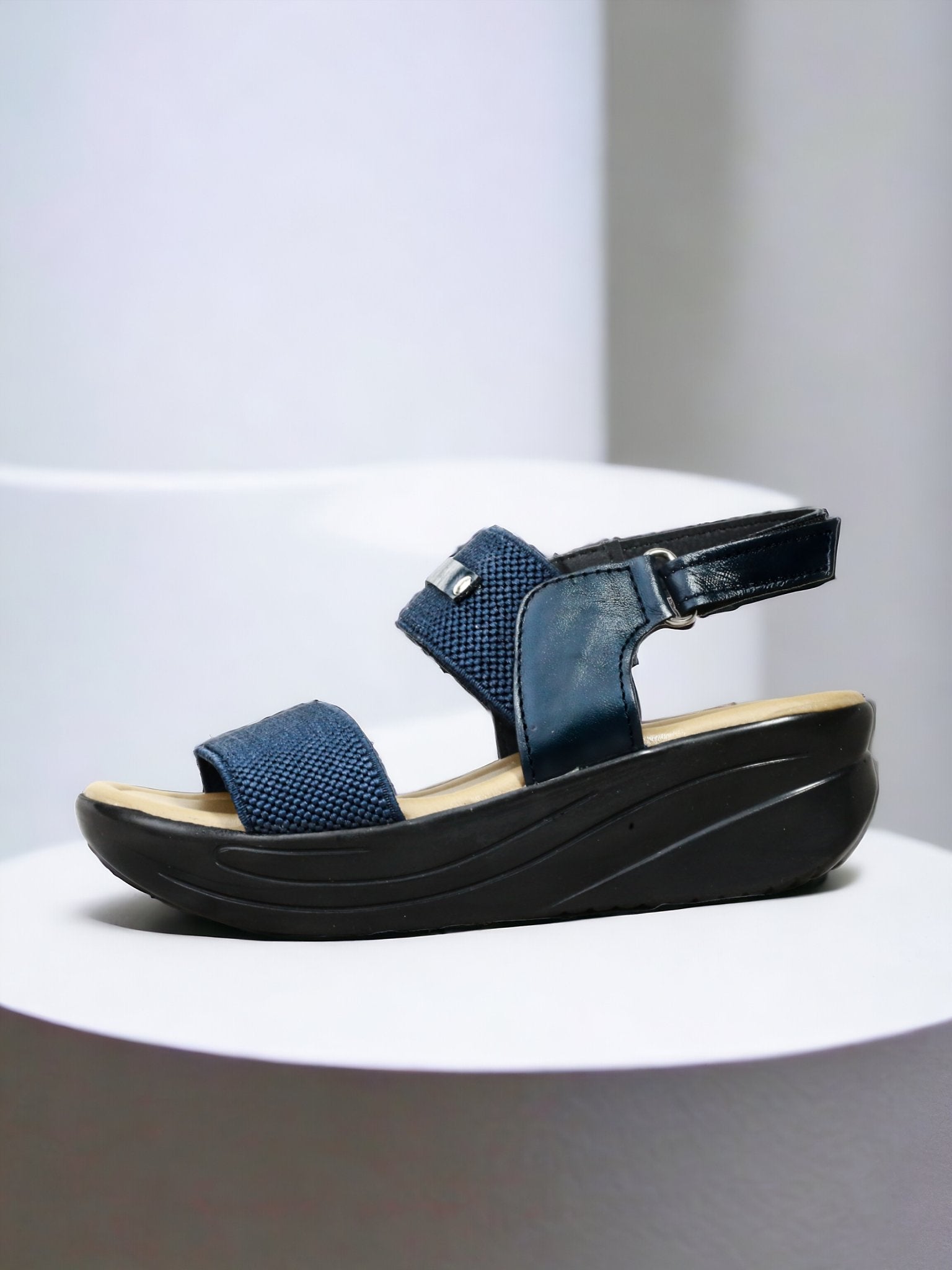 421 BL - Sawa.pkWomen #footwear #shoes #affordable