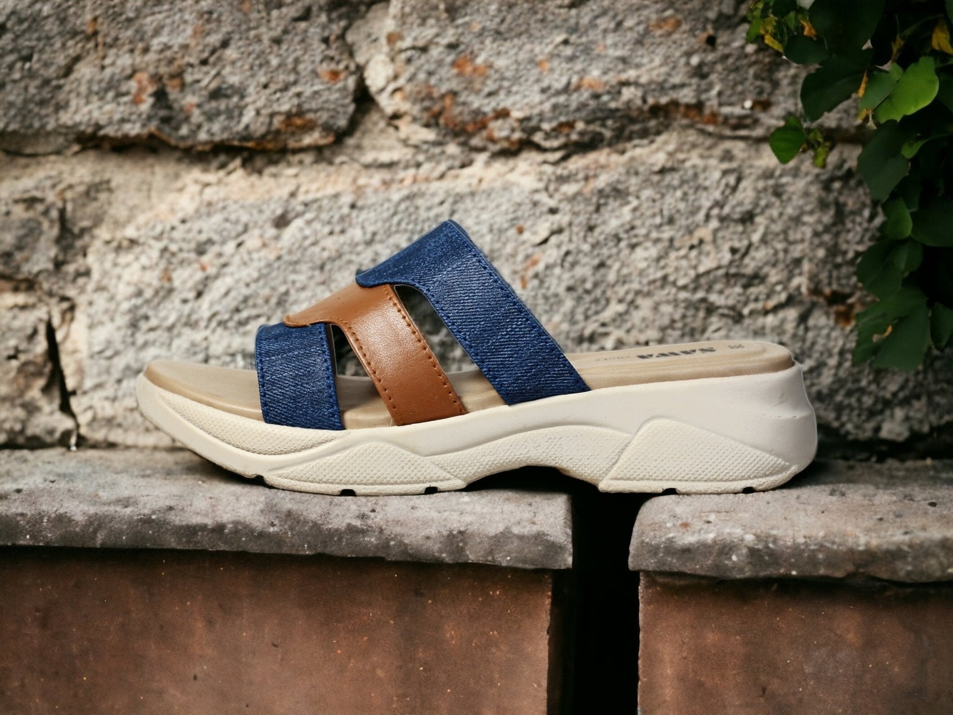 474 BL - Sawa.pkWomen #footwear #shoes #affordable