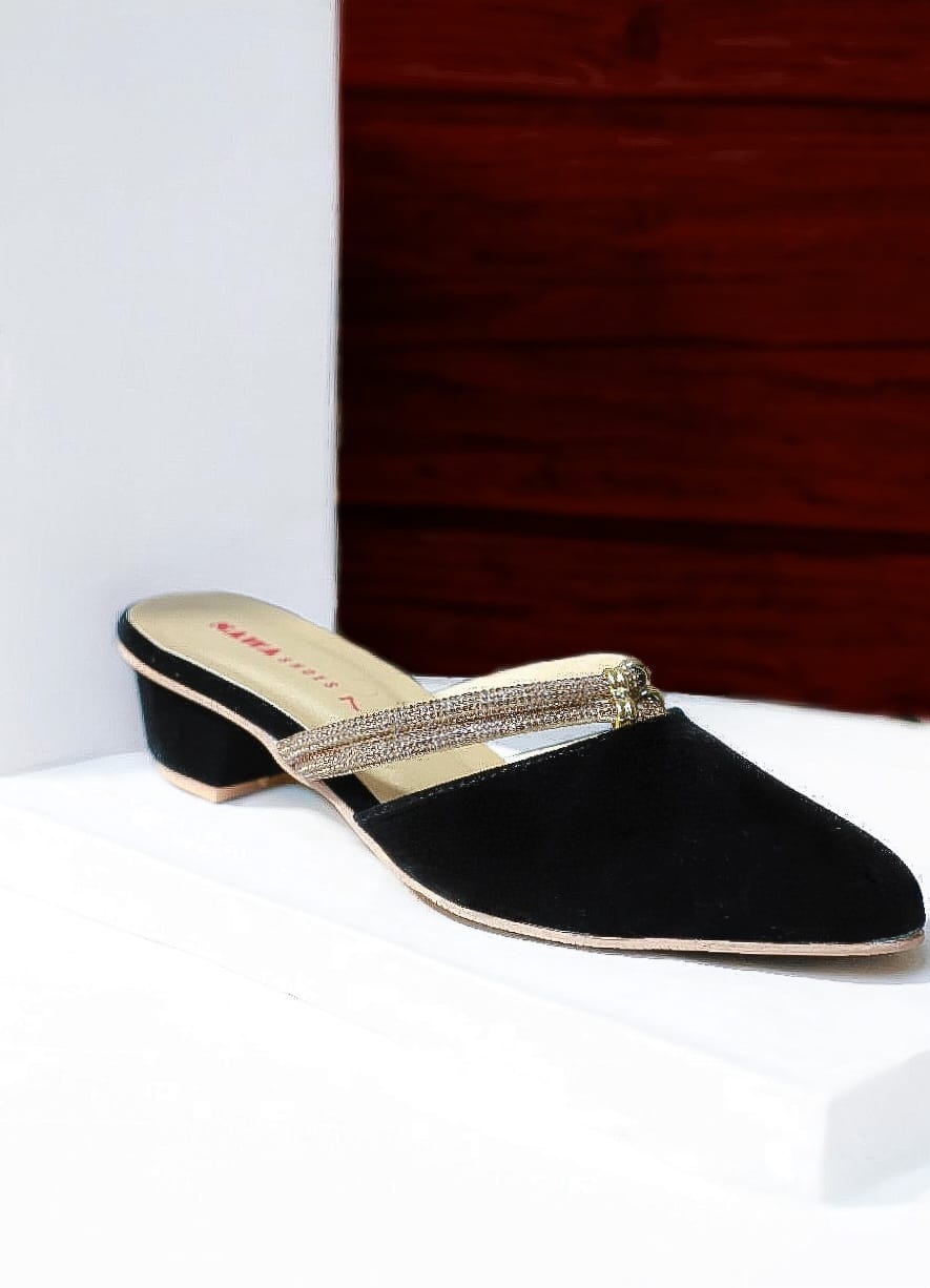 568 Bk - Sawa.pkWomen #footwear #shoes #affordable