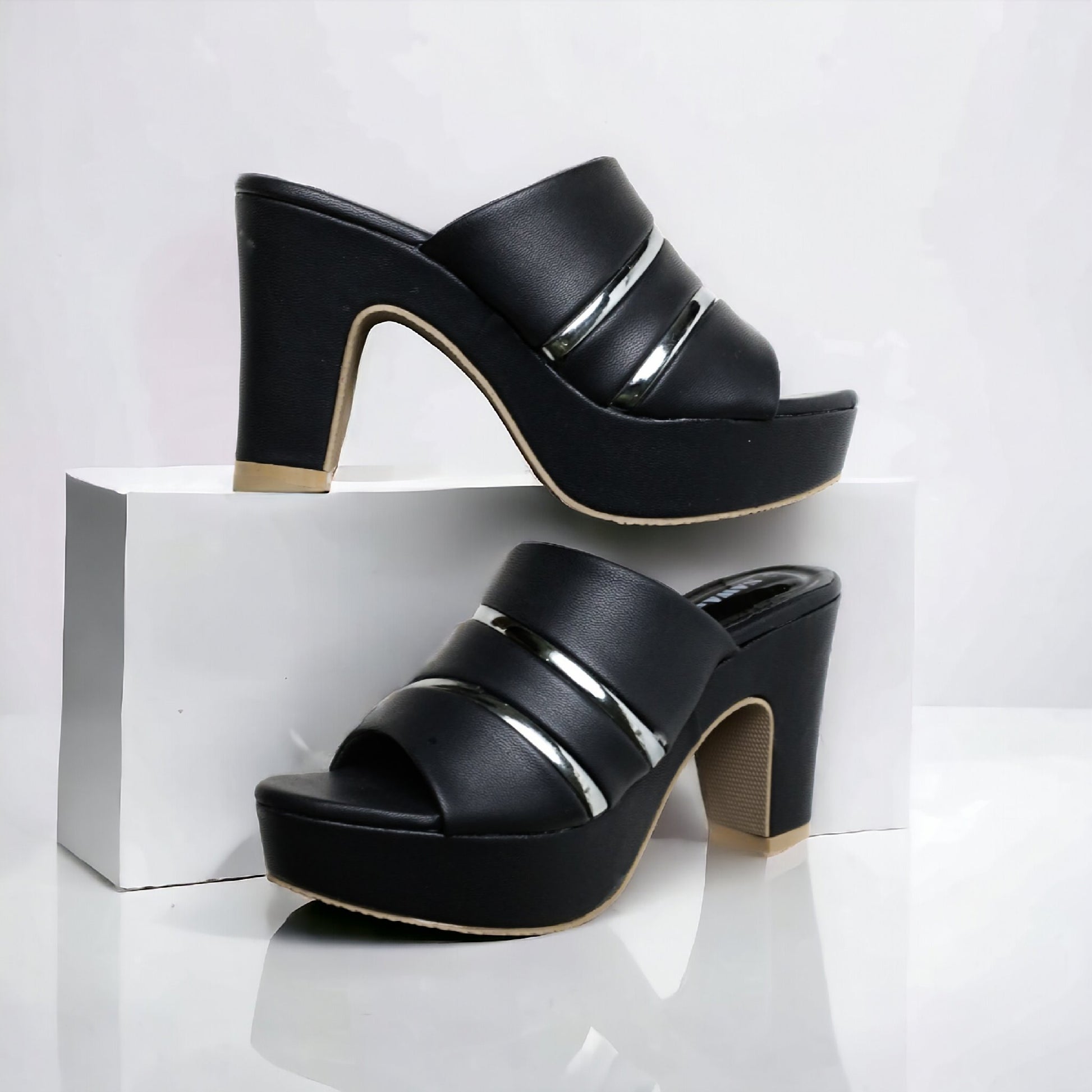 715 BK - Sawa.pkWomen #footwear #shoes #affordable