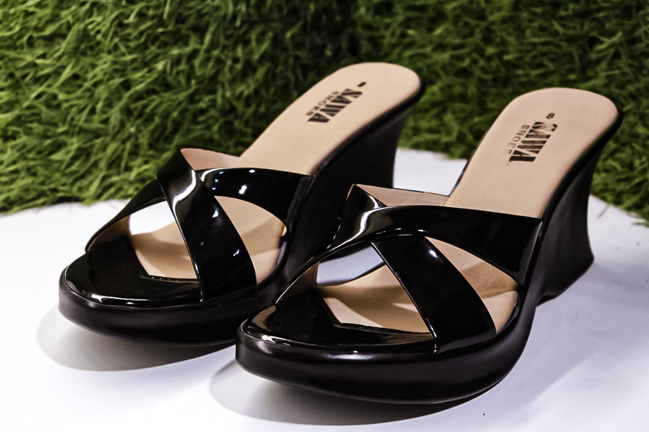 800 Bk - Sawa.pkWomen #footwear #shoes #affordable